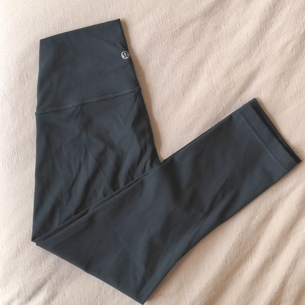 Lululemon Leggings - Worn Once - Size 6
